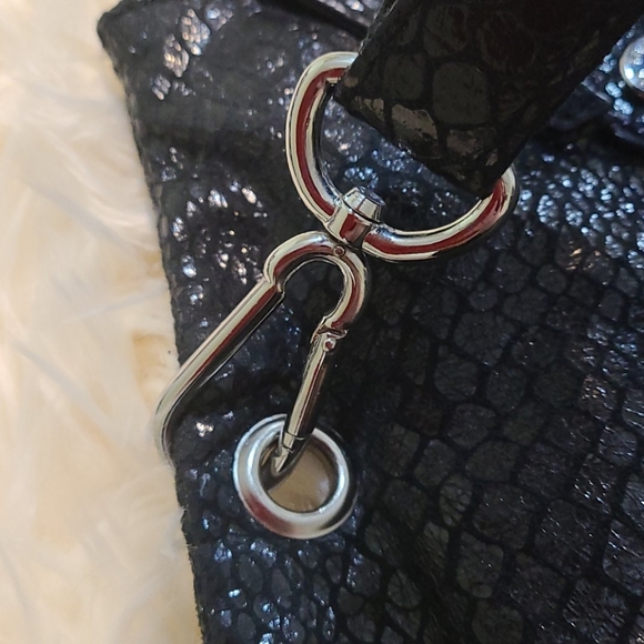 Kenneth Cole Reaction Bag - Picture 6 of 9